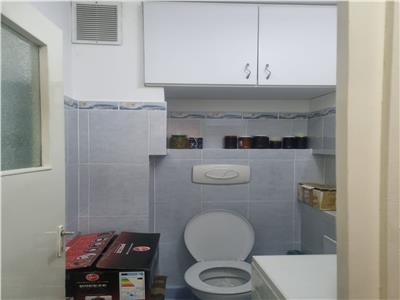 APARTAMENT TREI CAMERE ZONA CENTRALA