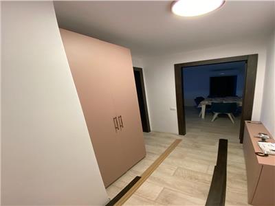 APARTAMENT CU TREI CAMERE