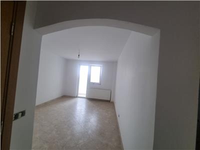 APARTAMENT CU TREI CAMERE