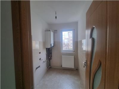 APARTAMENT CU TREI CAMERE