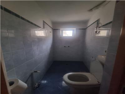 APARTAMENT CU TREI CAMERE