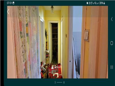 Apartament cu trei camere