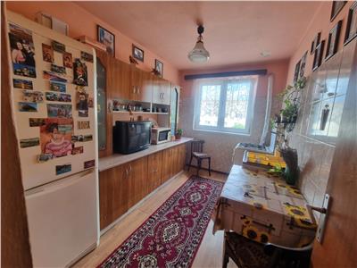 Apartament cu doua camere  spatios