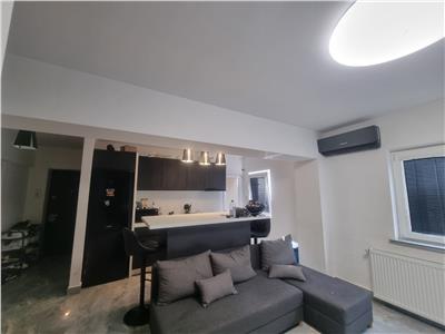 Apartament trei camere Lux