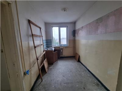 Apartament cu doua camere Zona Garii