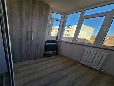 Apartament cu trei camere zona centrala