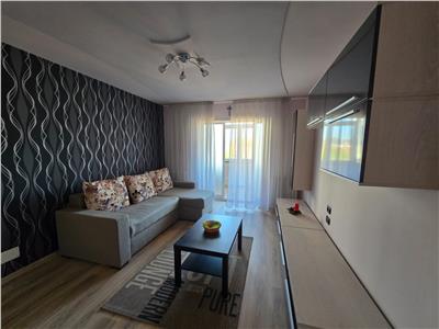 Apartament cu trei camere zona centrala